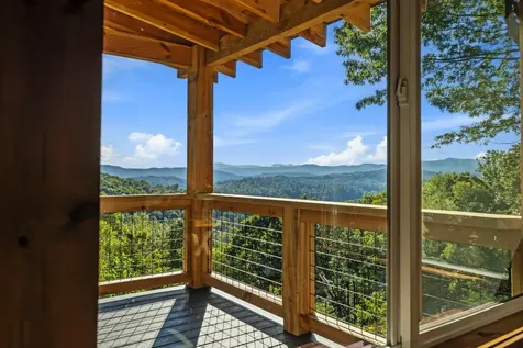 658 Johnson Road Brevard NC 28712