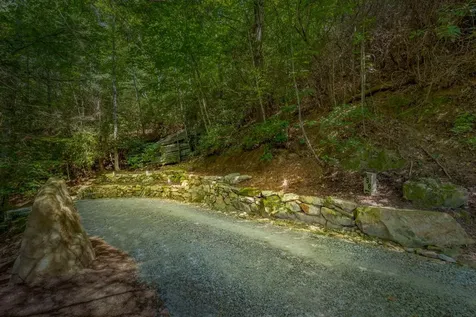 658 Johnson Road Brevard NC 28712