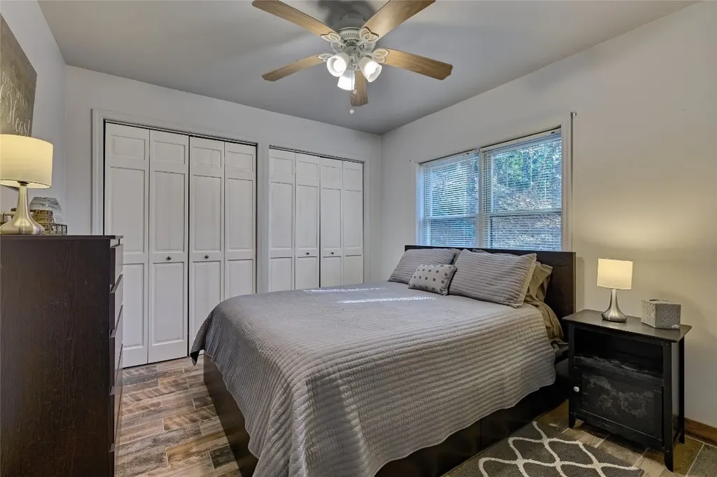 188 Valentine Lane Highlands NC 28741