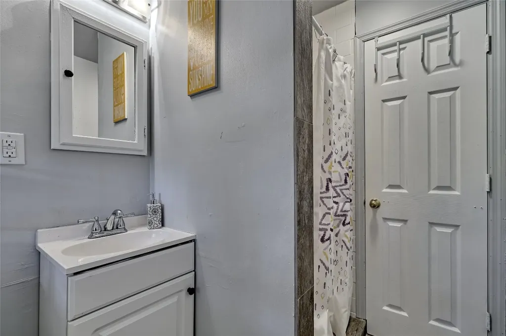 188 Valentine Lane Highlands NC 28741