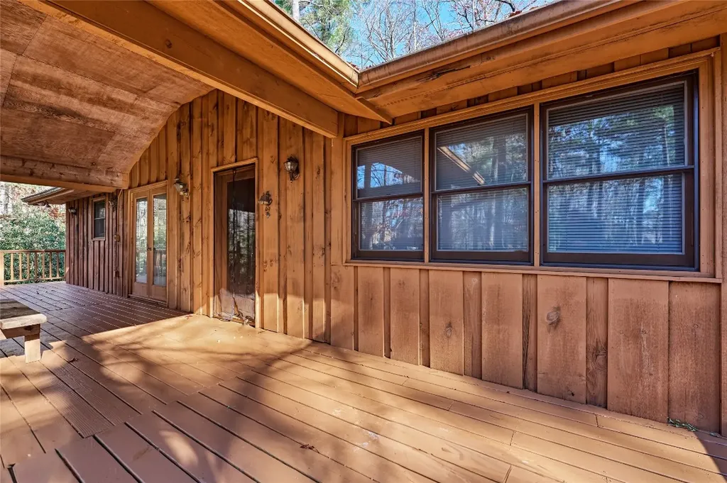 188 Valentine Lane Highlands NC 28741