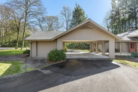 312 Pipers Court Highlands NC 28741