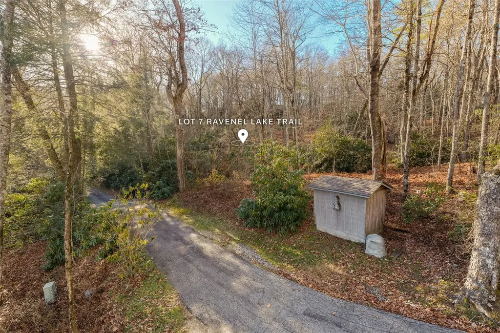Lot 7 Ravenel Lake Trail Highlands NC 28741