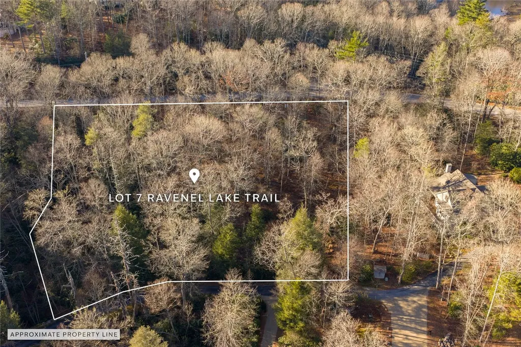 Lot 7 Ravenel Lake Trail Highlands NC 28741