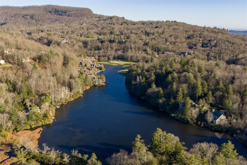 Lot 7 Ravenel Lake Trail Highlands NC 28741