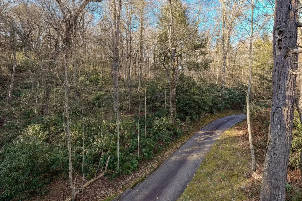 Lot 7 Ravenel Lake Trail Highlands NC 28741