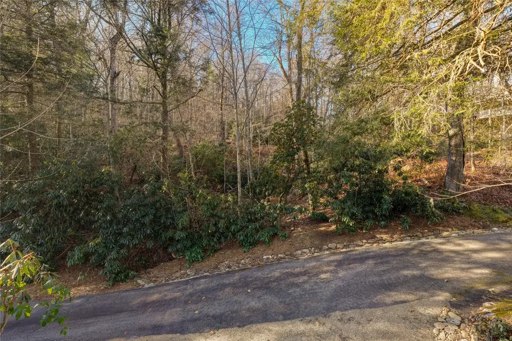 Lot 7 Ravenel Lake Trail Highlands NC 28741