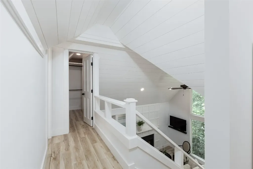 49 Kiwi Lane Sapphire NC 28774