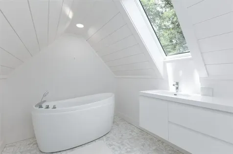 49 Kiwi Lane Sapphire NC 28774