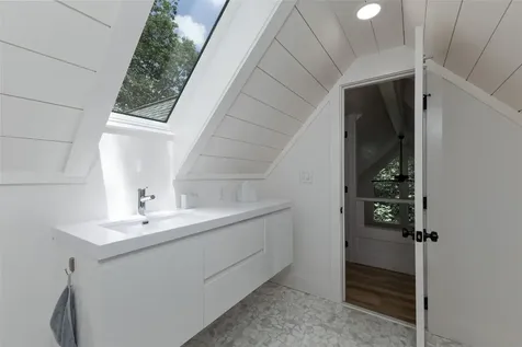 49 Kiwi Lane Sapphire NC 28774