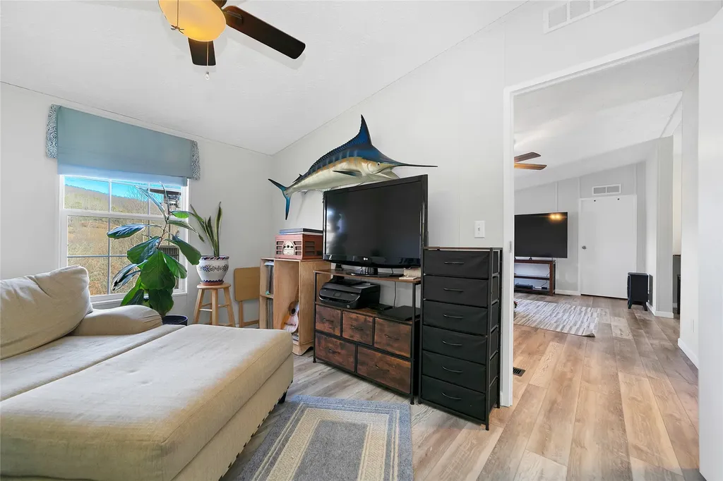 33 N Shadow Run Balsam Grove NC 28708