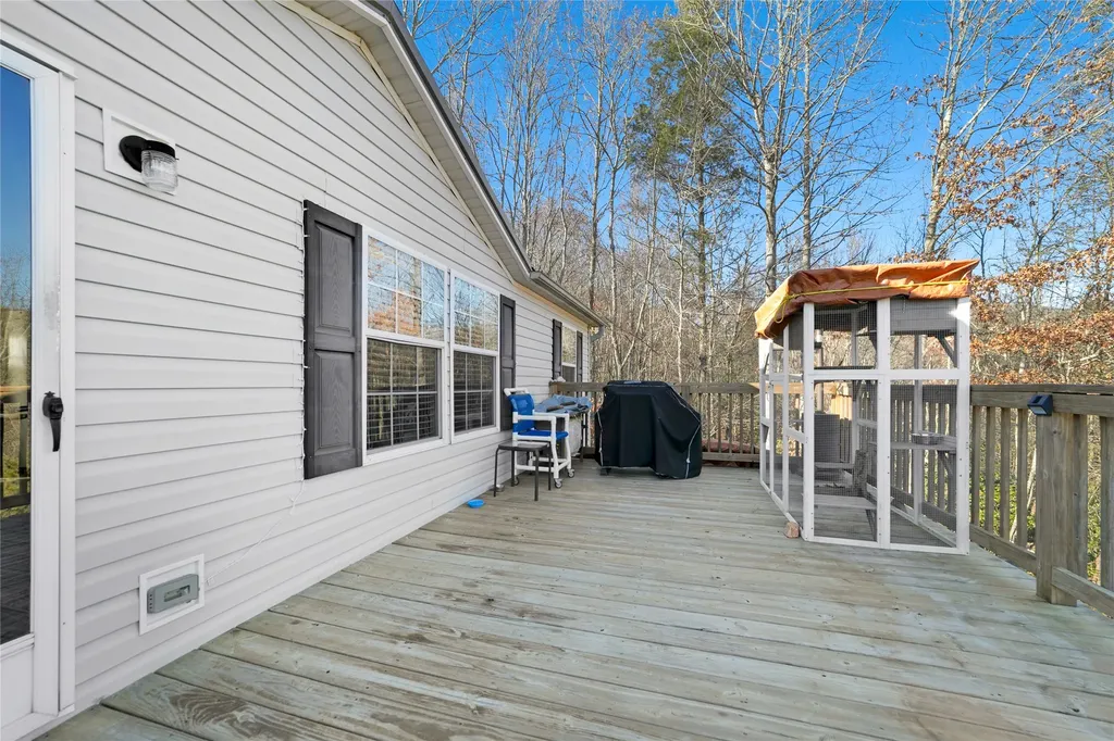 33 N Shadow Run Balsam Grove NC 28708