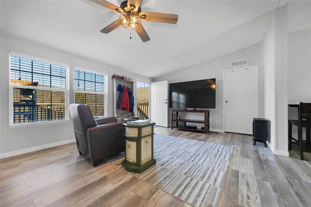 33 N Shadow Run Balsam Grove NC 28708