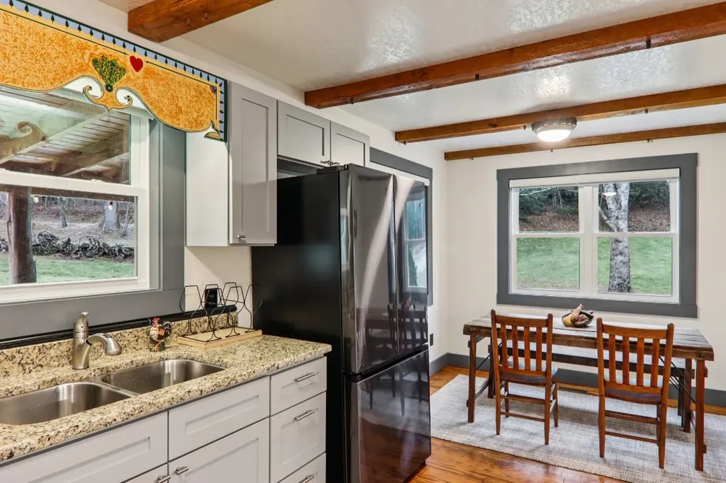 408 Little Elbow Mountain Road Lake Toxaway NC 28747