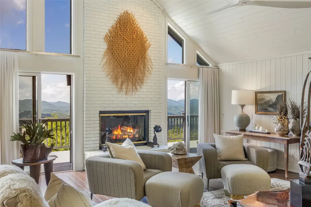 2618 Big Sheepcliff Road Cashiers NC 28717