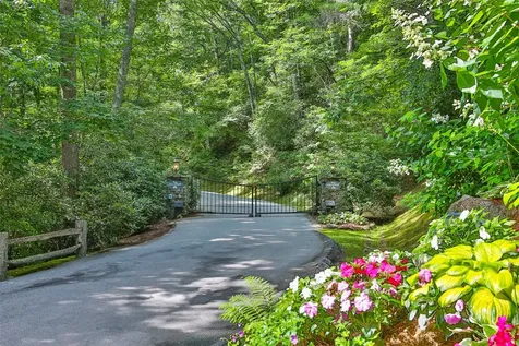 2618 Big Sheepcliff Road Cashiers NC 28717