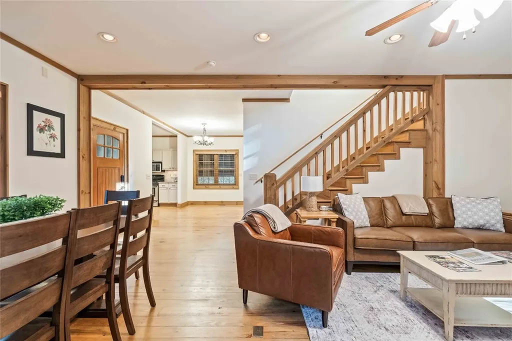 41 W Lance Road Cashiers NC 28717