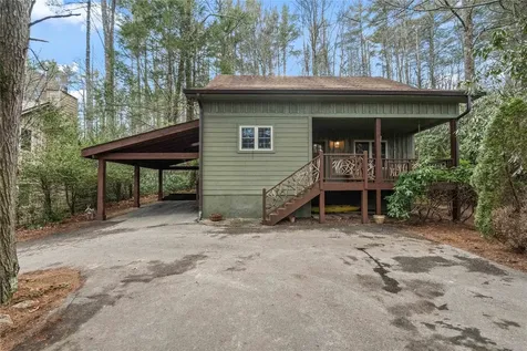 41 W Lance Road Cashiers NC 28717