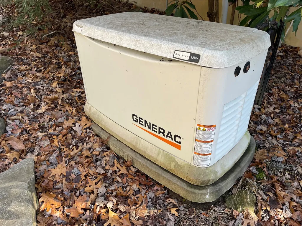 102 Knobster Way Glenville NC 28736