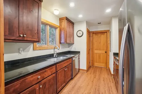 102 Knobster Way Glenville NC 28736