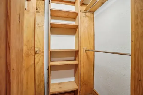 102 Knobster Way Glenville NC 28736