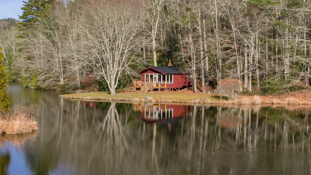 24 Flintlock Road Cullowhee NC 28723