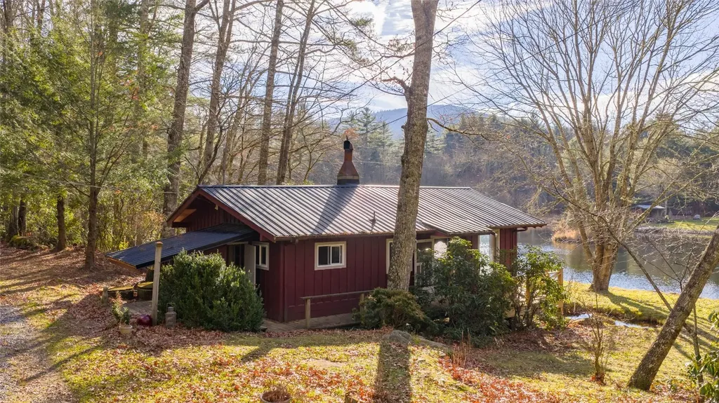 24 Flintlock Road Cullowhee NC 28723