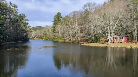 24 Flintlock Road Cullowhee NC 28723