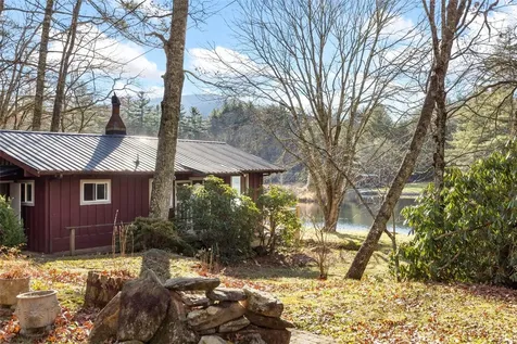 24 Flintlock Road Cullowhee NC 28723