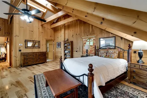 325 Garden Flats Franklin NC 28734