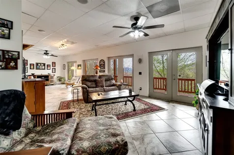 325 Garden Flats Franklin NC 28734