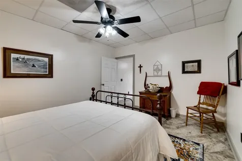 325 Garden Flats Franklin NC 28734