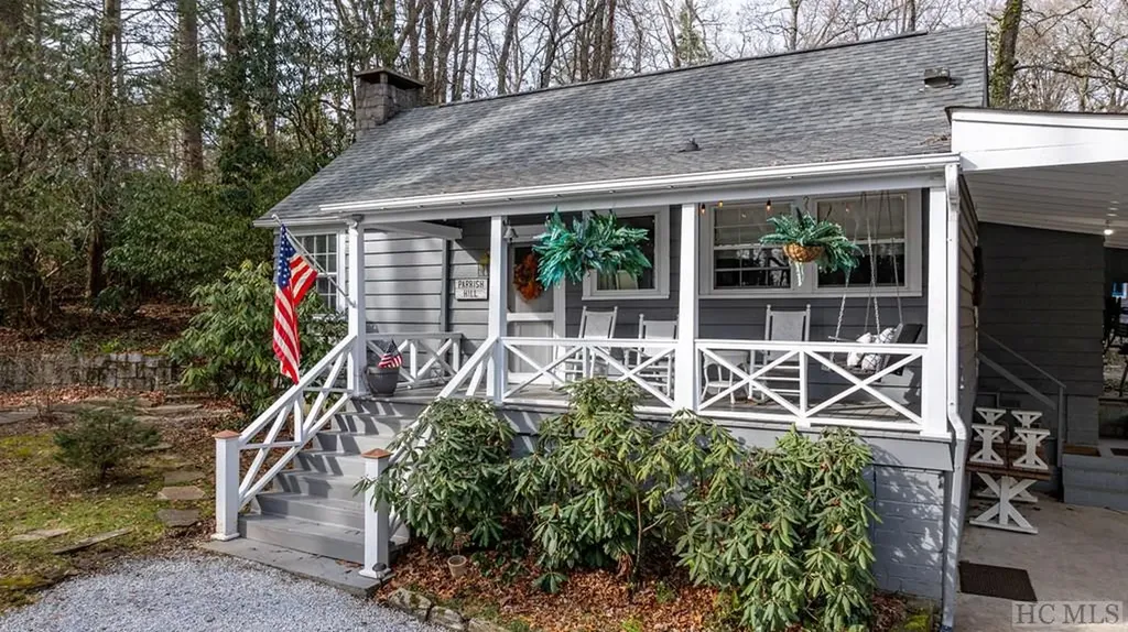 48 Holt Knob Road Highlands NC 28741