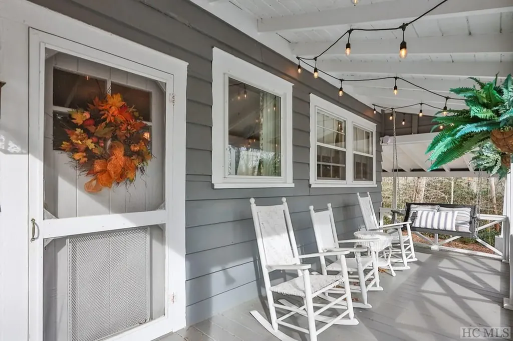 48 Holt Knob Road Highlands NC 28741