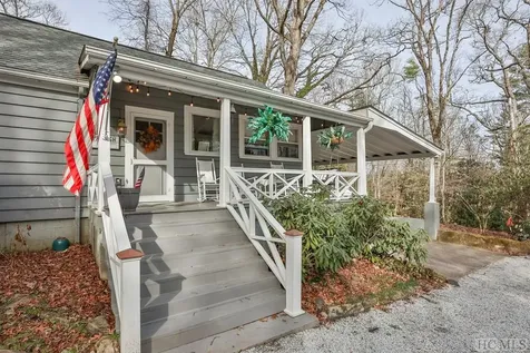 48 Holt Knob Road Highlands NC 28741