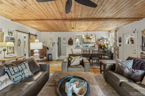 48 Holt Knob Road Highlands NC 28741