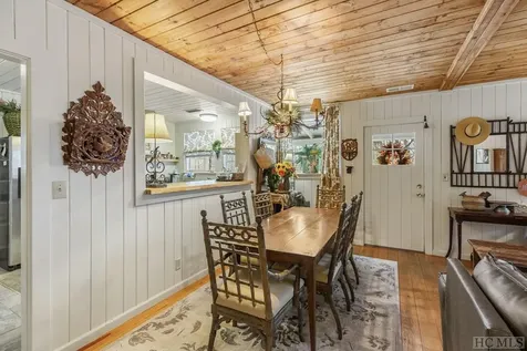 48 Holt Knob Road Highlands NC 28741