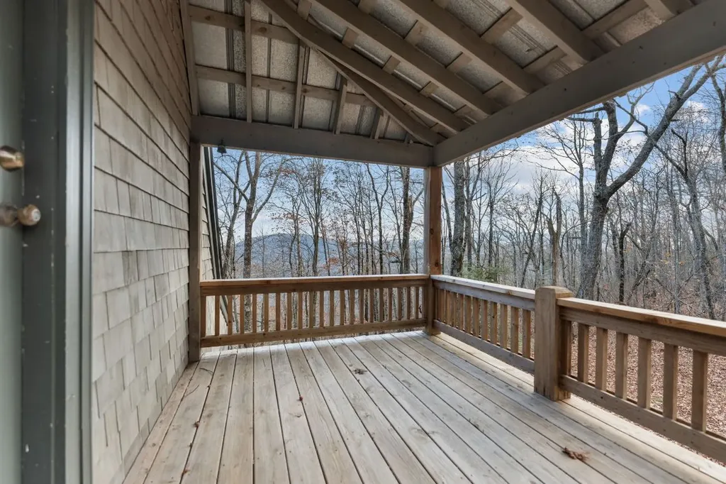 1764 Retreat Lane Highlands NC 28741
