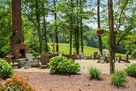 MD-9 Old Chimney Road Cashiers NC 28717