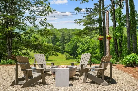 MD-9 Old Chimney Road Cashiers NC 28717