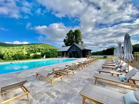 MD-9 Old Chimney Road Cashiers NC 28717