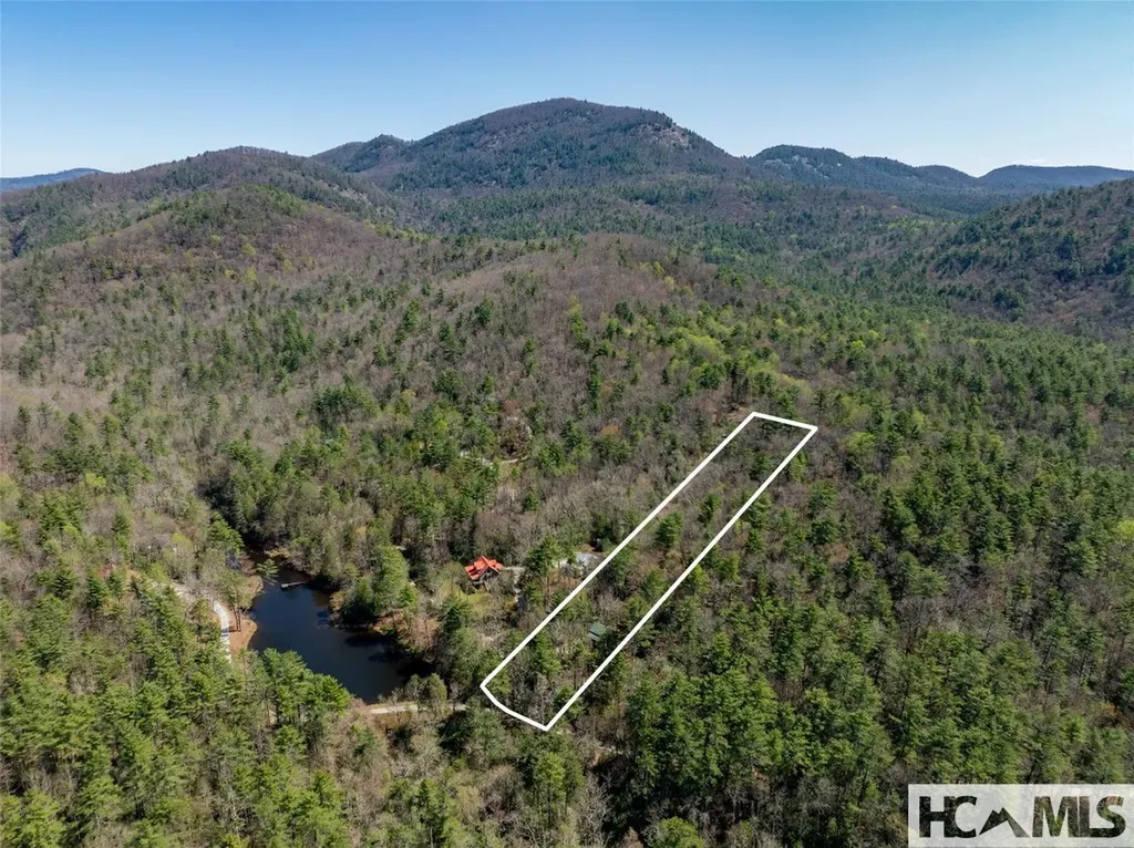 1524 Mccall Road Cashiers NC 28717