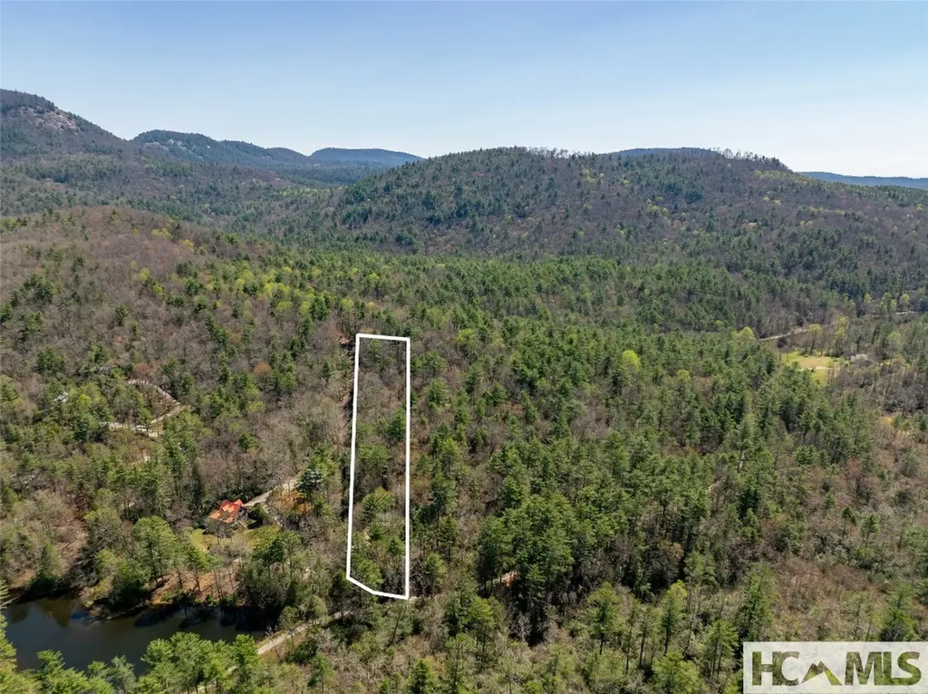 1524 Mccall Road Cashiers NC 28717