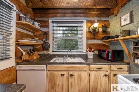 1524 Mccall Road Cashiers NC 28717