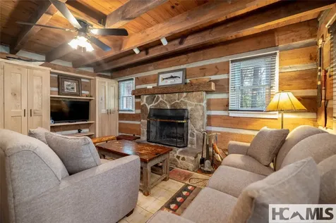 1524 Mccall Road Cashiers NC 28717