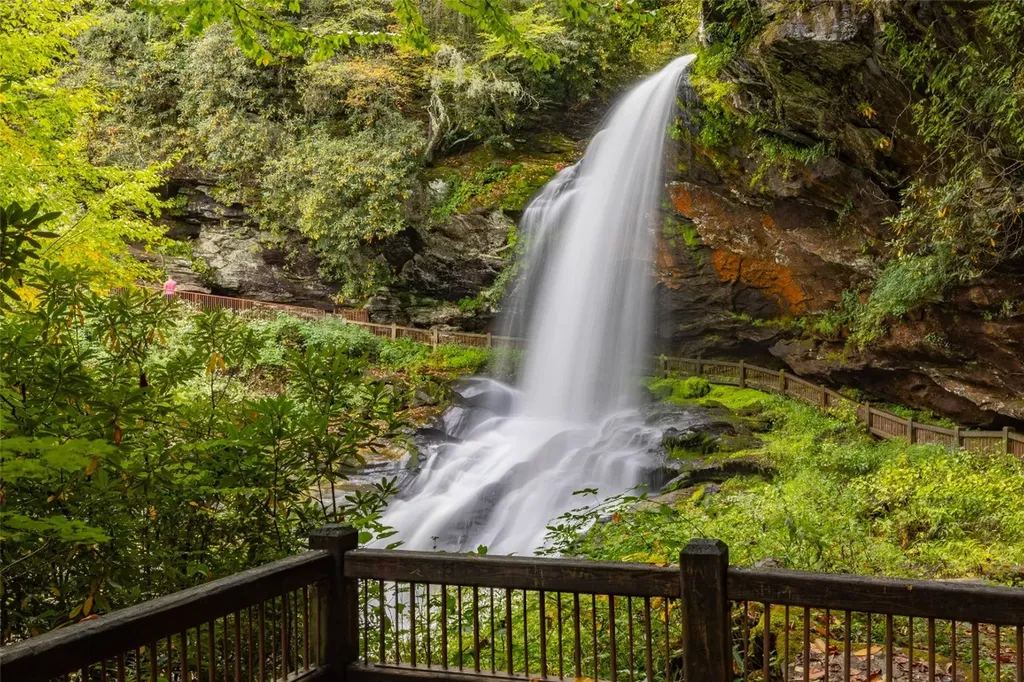 47 Brock Court Highlands NC 28741