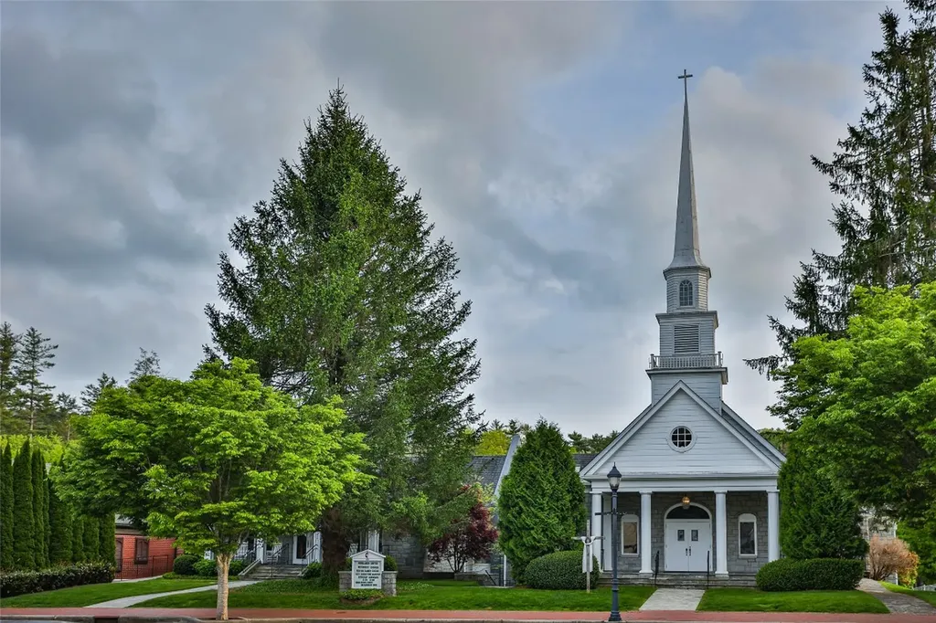 47 Brock Court Highlands NC 28741