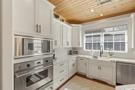 47 Brock Court Highlands NC 28741