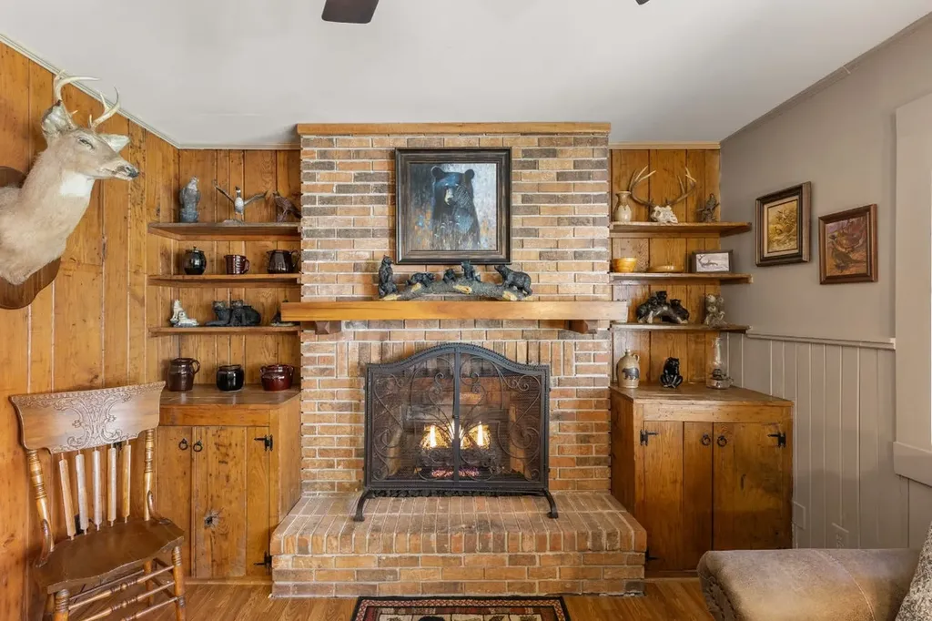 181 Cherokee Drive Highlands NC 28741