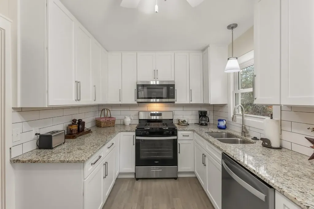 181 Cherokee Drive Highlands NC 28741